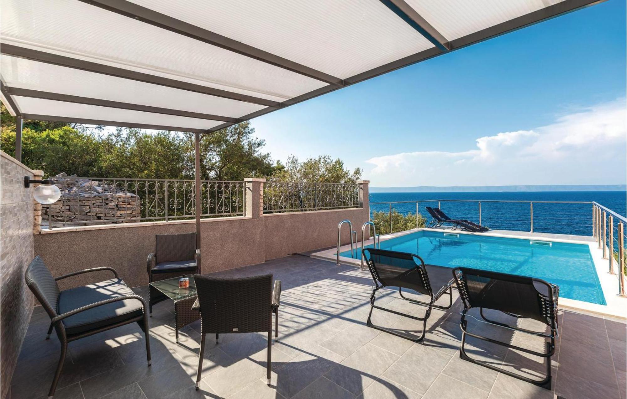 4 Bedroom Gorgeous Home In Prigradica Exterior foto
