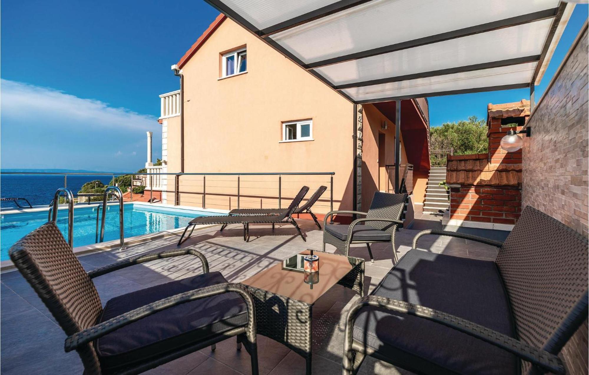 4 Bedroom Gorgeous Home In Prigradica Exterior foto